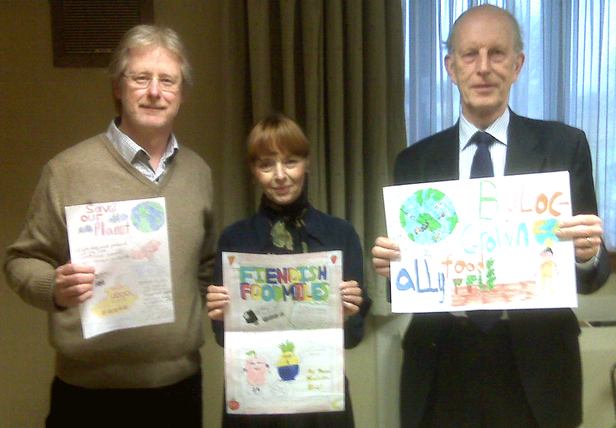 Left to right: Bernar5d Quinn, Sue Baylis, Sir Paul Hayter